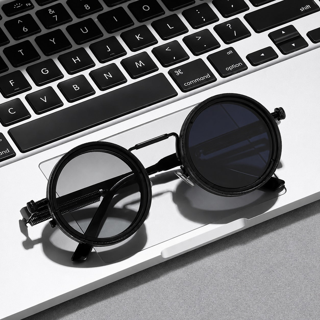 Premium Aura 9-Gear Adjustable Polarized Sunglasses with Free Case